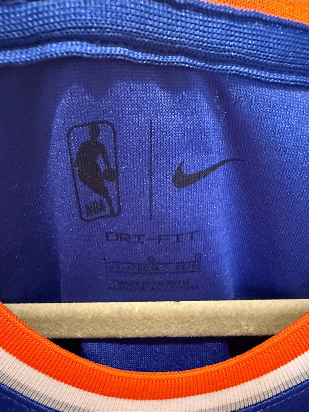 Nike YOUTH SZ L New York KNICKS Basketball Jersey #11 BRUNSON - Picture 3 of 6